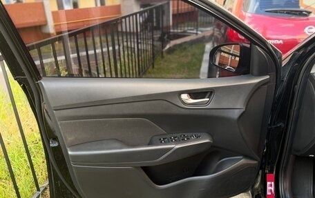Hyundai Solaris II рестайлинг, 2017 год, 1 145 000 рублей, 14 фотография
