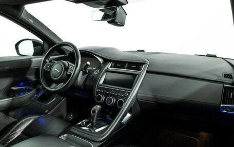Jaguar E-Pace, 2018 год, 2 250 000 рублей, 9 фотография