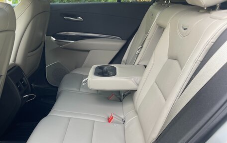 Cadillac XT4 I, 2023 год, 3 700 000 рублей, 9 фотография