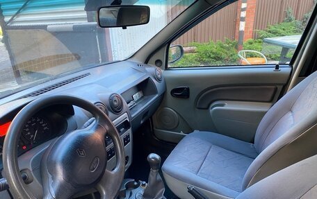 Renault Logan I, 2005 год, 240 000 рублей, 5 фотография
