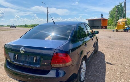 Volkswagen Polo VI (EU Market), 2011 год, 550 000 рублей, 3 фотография