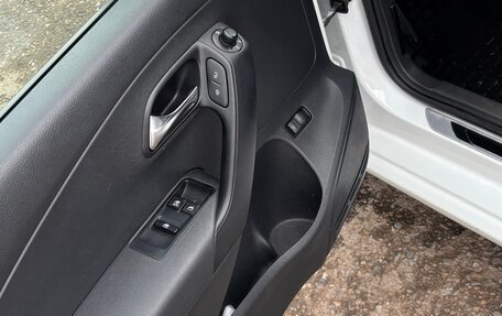 Volkswagen Polo VI (EU Market), 2015 год, 810 000 рублей, 10 фотография