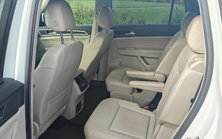 Volkswagen Atlas I, 2018 год, 3 300 000 рублей, 12 фотография
