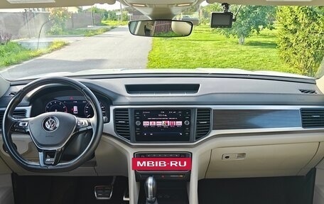 Volkswagen Atlas I, 2018 год, 3 300 000 рублей, 9 фотография