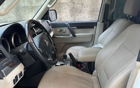 Mitsubishi Pajero IV, 2019 год, 2 990 000 рублей, 6 фотография