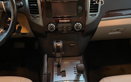 Mitsubishi Pajero IV, 2020 год, 3 690 000 рублей, 11 фотография