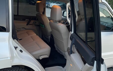 Mitsubishi Pajero IV, 2020 год, 3 690 000 рублей, 20 фотография