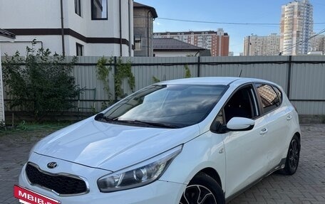 KIA cee'd III, 2016 год, 800 000 рублей, 2 фотография