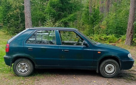 Skoda Felicia I рестайлинг, 2001 год, 135 000 рублей, 3 фотография
