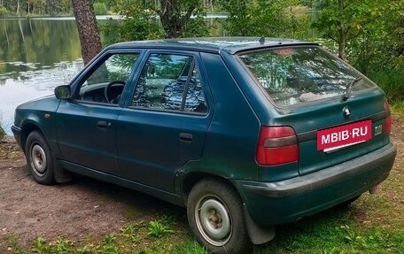 Skoda Felicia I рестайлинг, 2001 год, 135 000 рублей, 2 фотография