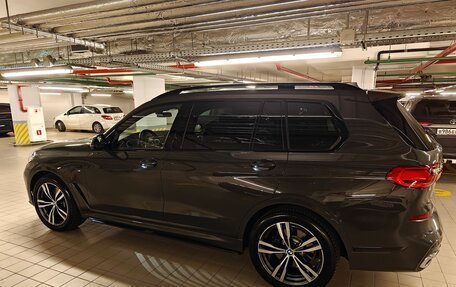 BMW X7, 2021 год, 7 500 000 рублей, 3 фотография