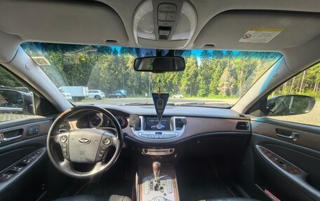 Hyundai Genesis I рестайлинг, 2010 год, 1 000 000 рублей, 9 фотография
