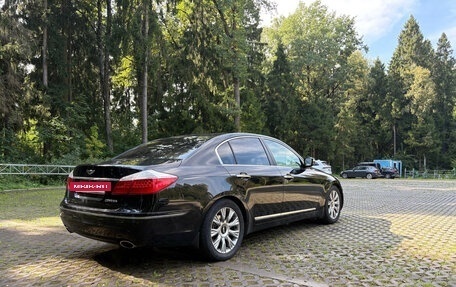 Hyundai Genesis I рестайлинг, 2010 год, 1 000 000 рублей, 5 фотография