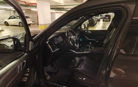 BMW X7, 2021 год, 7 500 000 рублей, 10 фотография