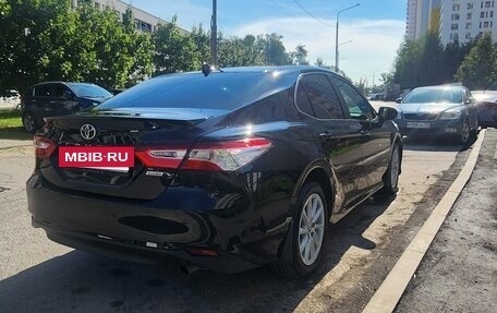 Toyota Camry, 2022 год, 2 450 000 рублей, 5 фотография