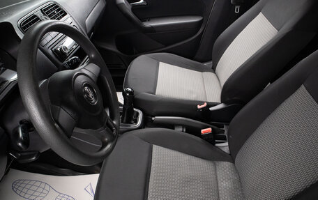 Volkswagen Polo VI (EU Market), 2013 год, 549 000 рублей, 15 фотография