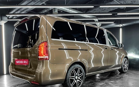 Mercedes-Benz V-Класс, 2017 год, 5 200 000 рублей, 2 фотография