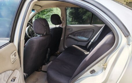 Nissan Sunny N16, 2001 год, 300 000 рублей, 9 фотография