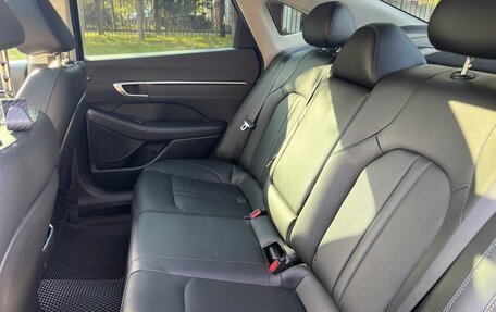Hyundai Sonata VIII, 2019 год, 2 000 000 рублей, 17 фотография