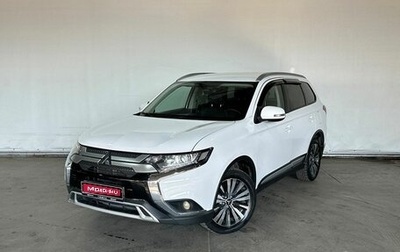 Mitsubishi Outlander III рестайлинг 3, 2019 год, 2 050 000 рублей, 1 фотография