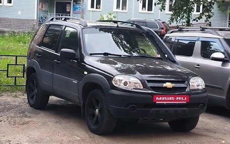 Chevrolet Niva I рестайлинг, 2014 год, 660 000 рублей, 2 фотография