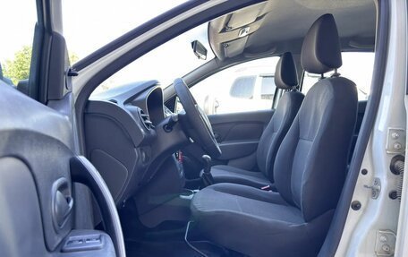 Renault Logan II, 2018 год, 499 900 рублей, 10 фотография