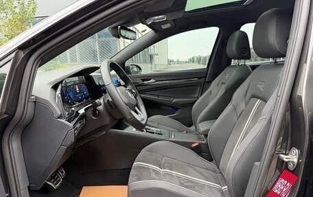Volkswagen Golf VIII, 2023 год, 2 048 000 рублей, 7 фотография