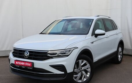 Volkswagen Tiguan II, 2021 год, 3 300 000 рублей, 1 фотография