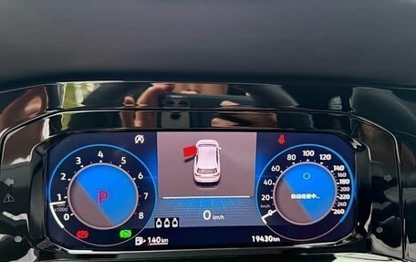 Volkswagen Golf VIII, 2023 год, 2 048 000 рублей, 10 фотография