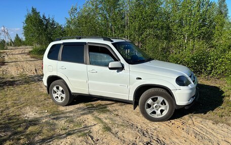 Chevrolet Niva I рестайлинг, 2011 год, 350 000 рублей, 2 фотография