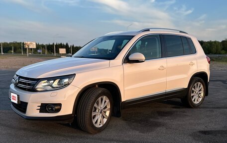 Volkswagen Tiguan I, 2013 год, 1 400 000 рублей, 2 фотография