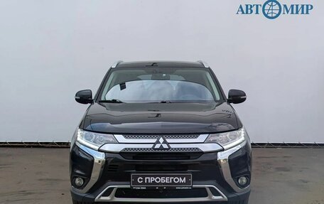 Mitsubishi Outlander III рестайлинг 3, 2019 год, 2 089 000 рублей, 2 фотография