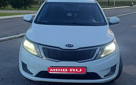 KIA Rio III рестайлинг, 2012 год, 825 000 рублей, 28 фотография
