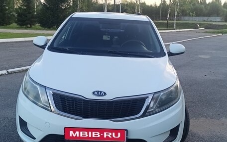 KIA Rio III рестайлинг, 2012 год, 825 000 рублей, 19 фотография