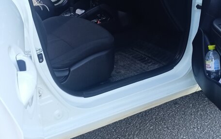 KIA Rio III рестайлинг, 2012 год, 825 000 рублей, 38 фотография