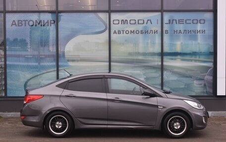Hyundai Solaris II рестайлинг, 2014 год, 730 000 рублей, 4 фотография