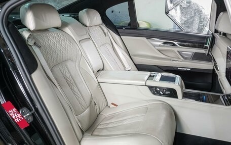BMW 7 серия, 2016 год, 3 199 000 рублей, 9 фотография