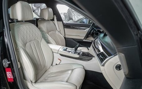 BMW 7 серия, 2016 год, 3 199 000 рублей, 10 фотография