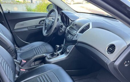 Chevrolet Cruze II, 2013 год, 490 000 рублей, 8 фотография
