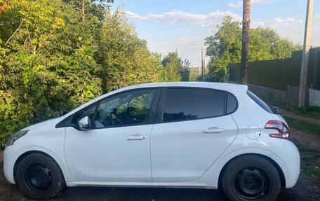 Peugeot 208 II, 2013 год, 727 000 рублей, 3 фотография
