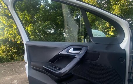 Peugeot 208 II, 2013 год, 727 000 рублей, 10 фотография
