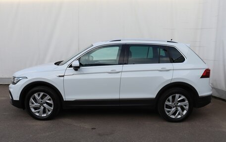 Volkswagen Tiguan II, 2021 год, 3 300 000 рублей, 8 фотография