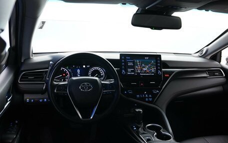 Toyota Camry, 2021 год, 3 498 077 рублей, 6 фотография