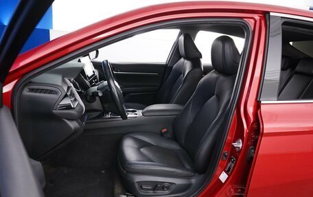 Toyota Camry, 2021 год, 3 498 077 рублей, 10 фотография