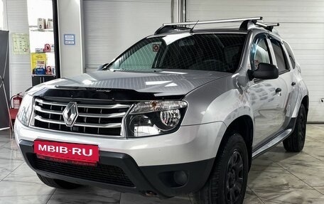 Renault Duster I рестайлинг, 2014 год, 999 000 рублей, 2 фотография