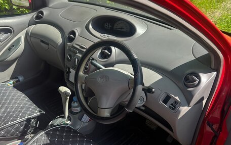 Toyota Platz, 2000 год, 327 000 рублей, 3 фотография