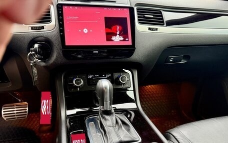 Volkswagen Touareg III, 2012 год, 2 450 000 рублей, 10 фотография