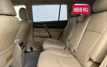 Toyota Highlander III, 2010 год, 1 520 000 рублей, 11 фотография