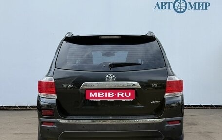 Toyota Highlander III, 2010 год, 1 520 000 рублей, 6 фотография