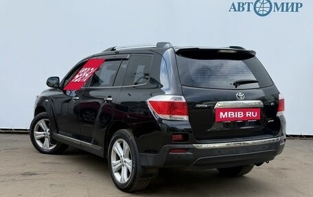 Toyota Highlander III, 2010 год, 1 520 000 рублей, 7 фотография